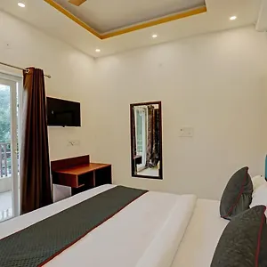 grand-king-110037.top-gurgaonhotels.com/